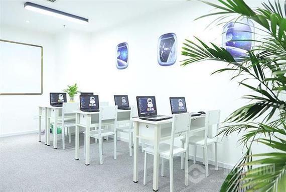 迈迅教育少儿编程