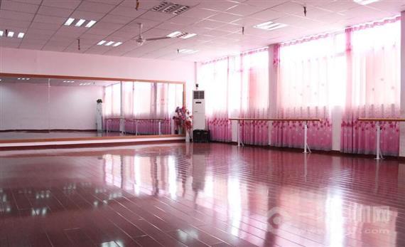 艾诗琳少儿拉丁舞