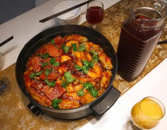 皇滿福三汁燜鍋