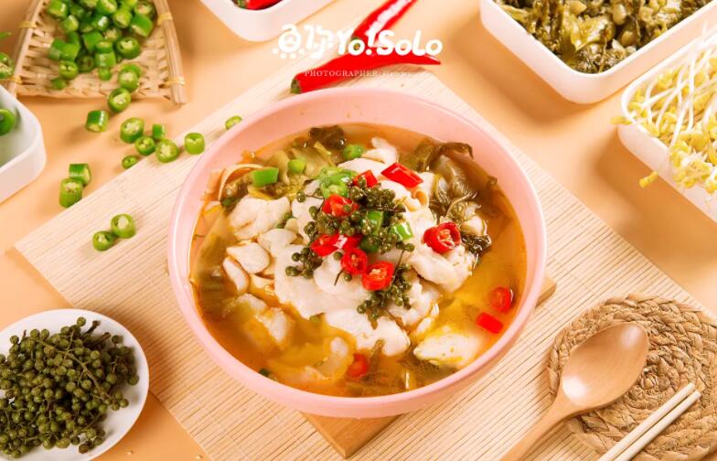 魚你Yosolo酸菜魚加盟