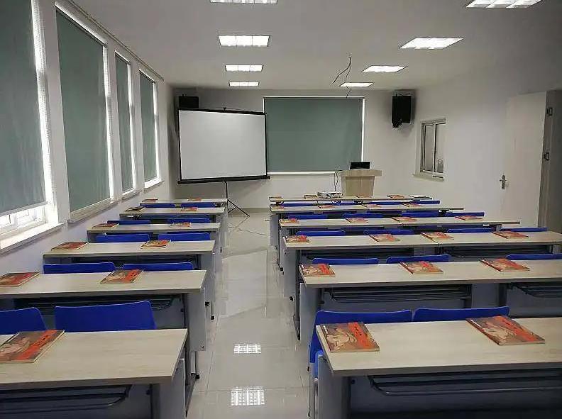 泓德国学