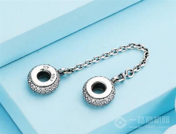 pandora潘多拉珠宝