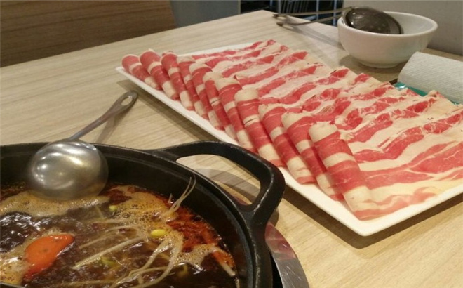 老油罐老火鍋加盟 老油罐老火鍋加盟