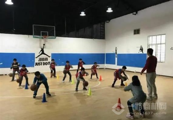 飞翔篮球训练营