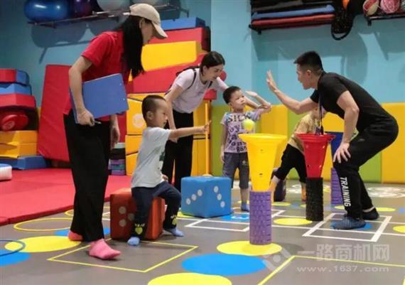 贝狮堡少儿体适能