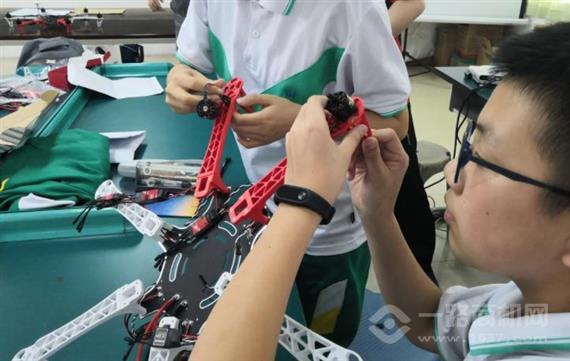 小飞手无人机教育