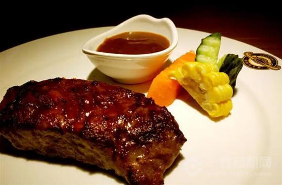 瑞伯克牛排