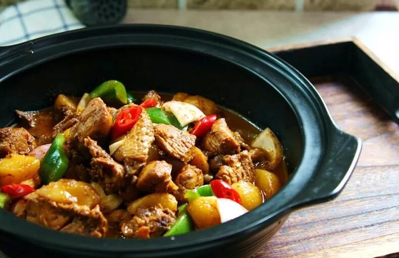 汪国福味道香鸡公煲加盟