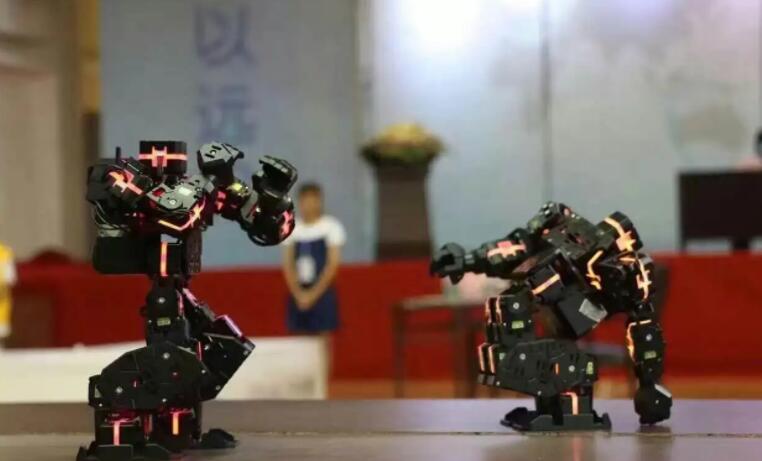 韩端机器人教育加盟