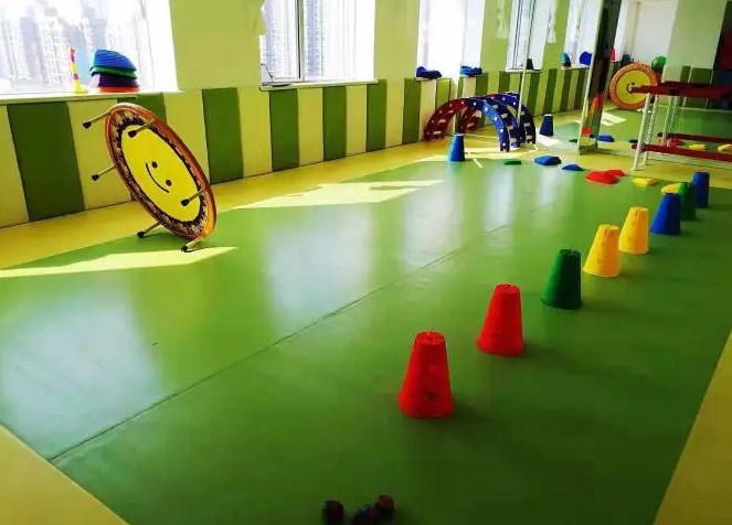 美乐简儿童运动馆加盟