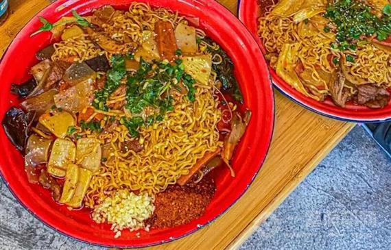 都可以盘盘麻辣烫