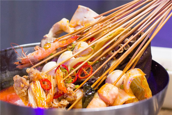 华阳串根香麻辣涮