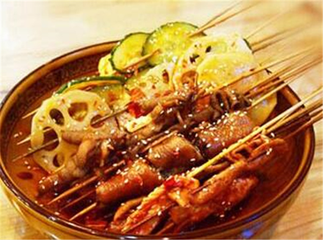 华阳串根香麻辣涮加盟