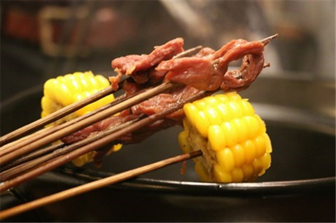 华阳串根香麻辣涮