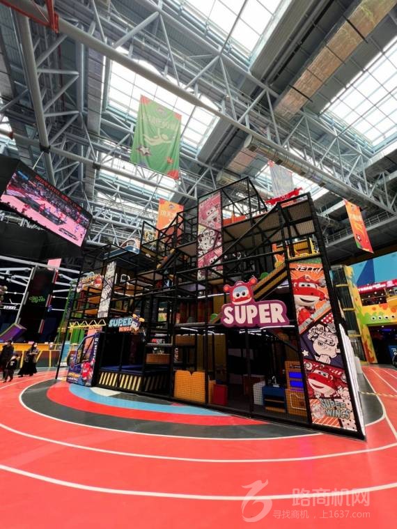 乐伴宝贝超级飞侠体验店