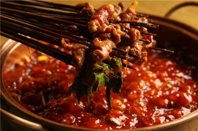 华阳串根香麻辣涮加盟