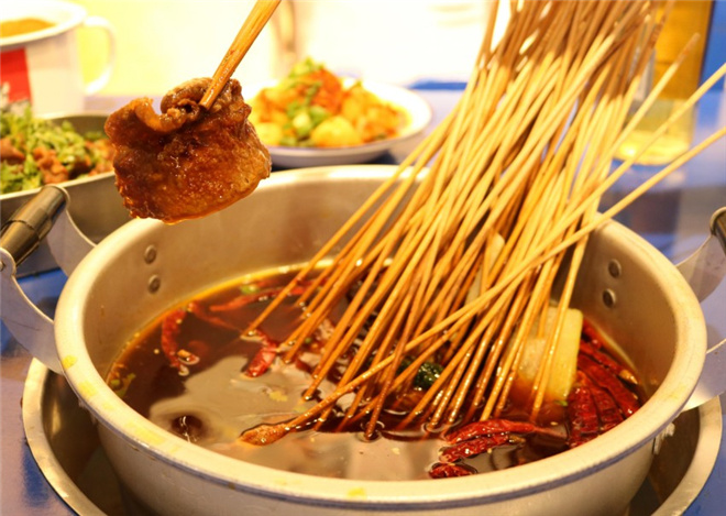 华阳串根香麻辣涮加盟