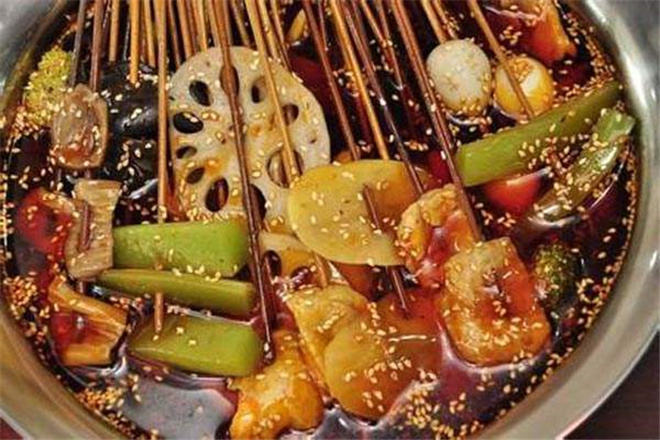 华阳串根香麻辣涮加盟
