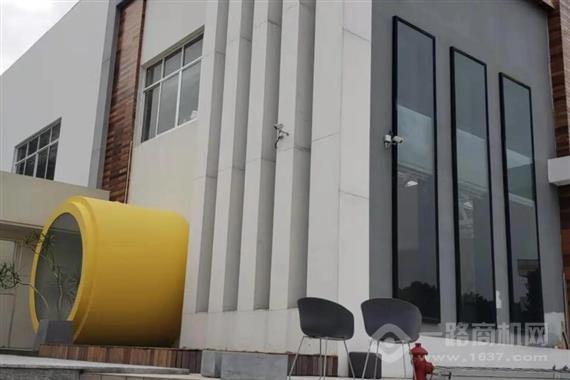 新面孔模特学校