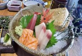 鲸泽寿司料理