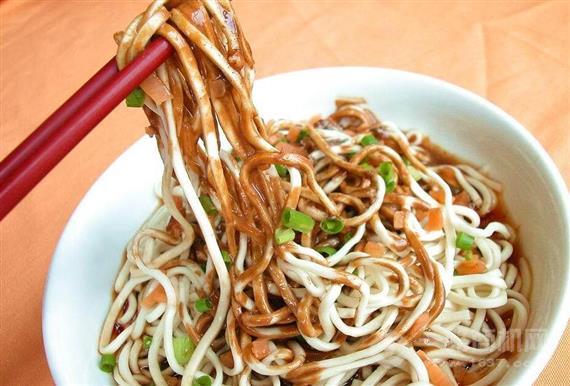 芝麻不二热干面