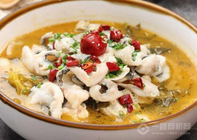 魚在這酸菜魚加盟