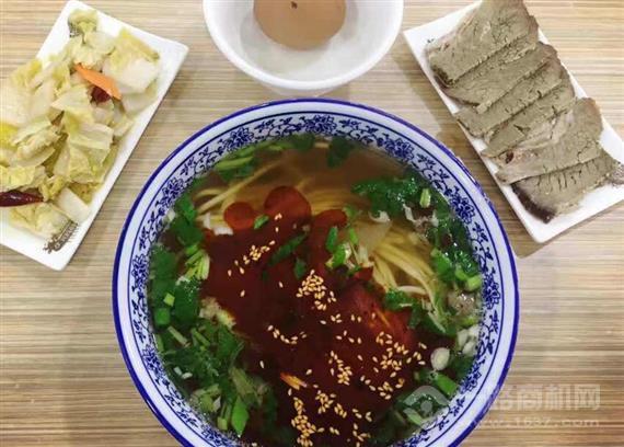陇轩兰州牛肉面
