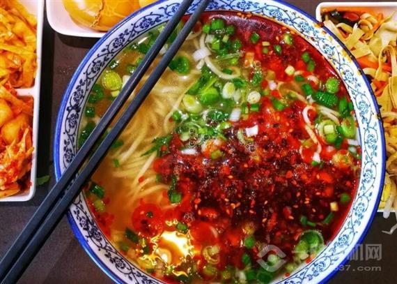 陇轩兰州牛肉面