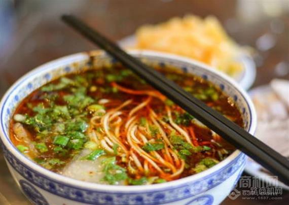 绝代双椒牛肉面