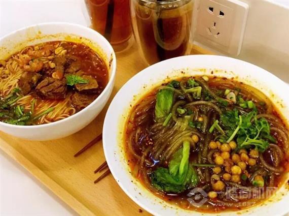 馋老鬼手工酸辣粉