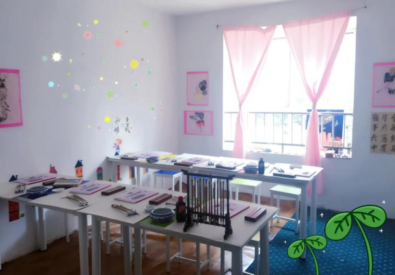 哈哈少儿创意美术加盟