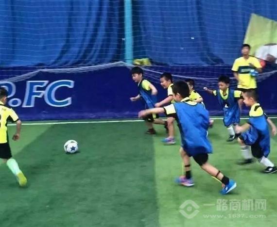 贝乐康少儿足球俱乐部