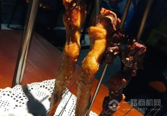 桑三怪吊式烤肉