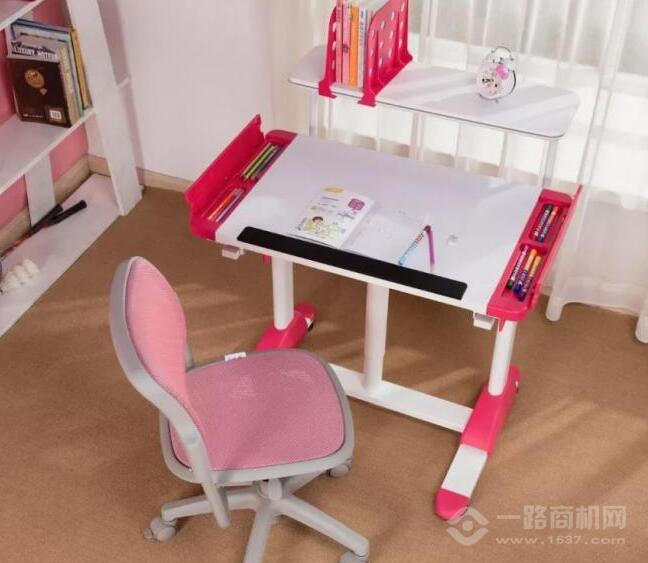 創想學習桌加盟