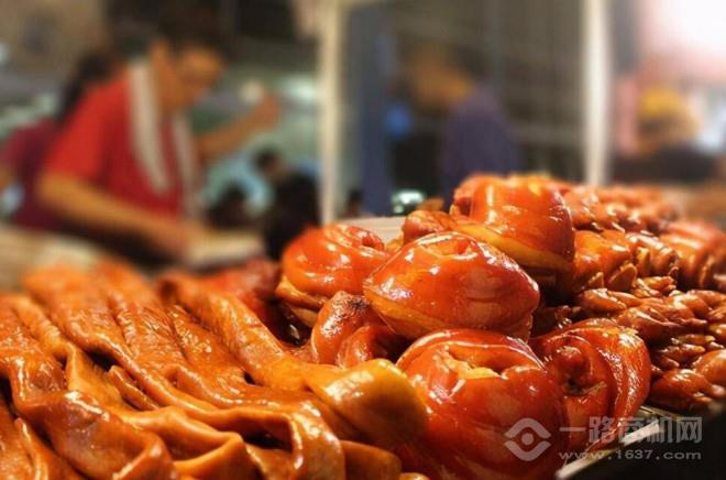 豬堅(jiān)強(qiáng)鹵肉