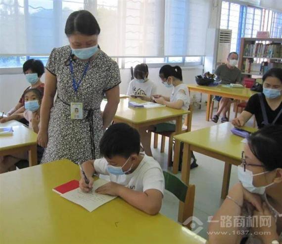 皮皮鲁作文培训