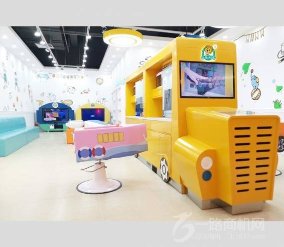 快乐辛巴儿童理发