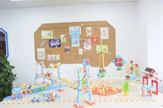 砂糖科创编程机器人