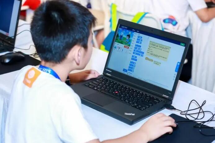 西瓜创客少儿编程加盟