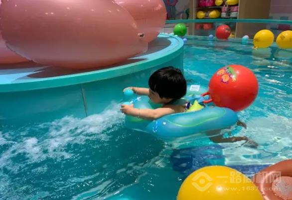 噗通噗通游泳馆