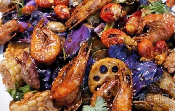 抓麻铁锹手抓海鲜小酒馆