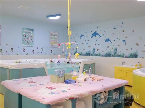 倍亲婴幼儿游泳