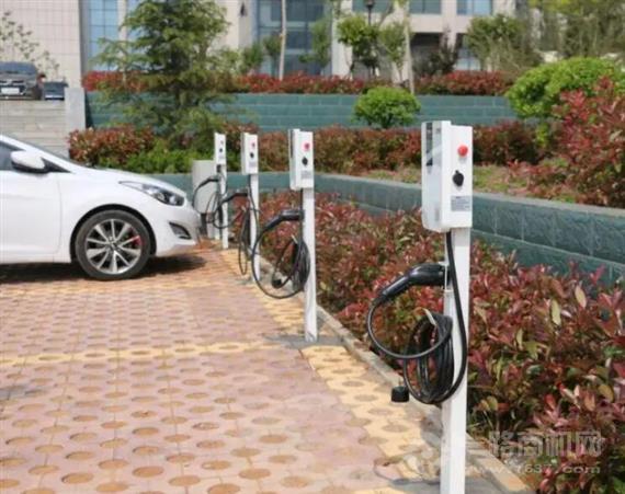 速易充汽车充电站