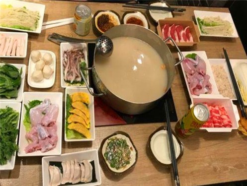 味舵主老火锅加盟