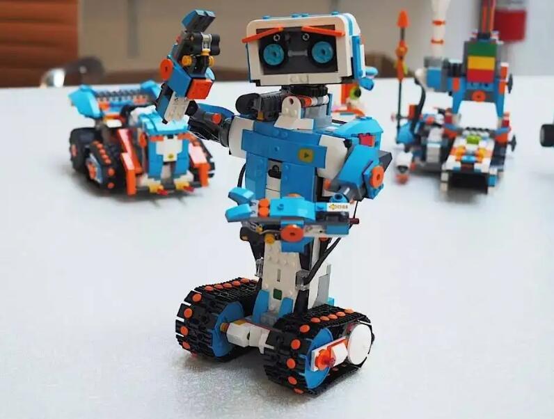 造物世界科技创新教育 造物世界科技创新教育