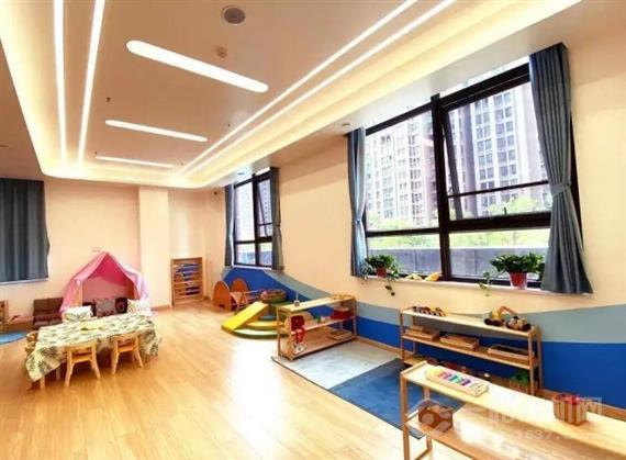 启沃托育智慧教室