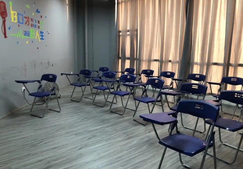 砺剑国际少儿口才