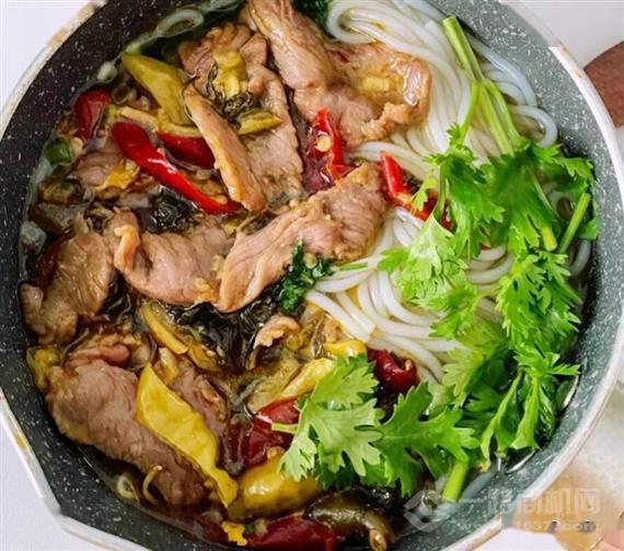 牦牛道肥牛米线