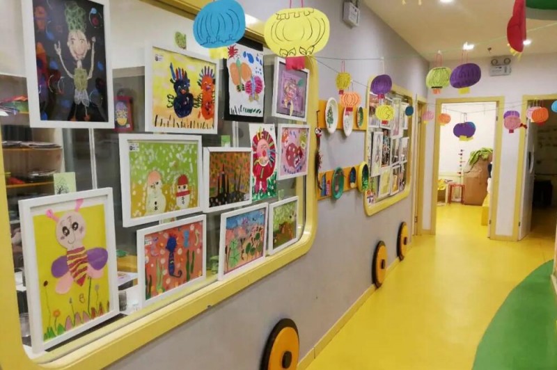 哈哈少儿创意美术加盟