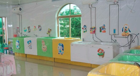 阿里寶貝嬰兒游泳館